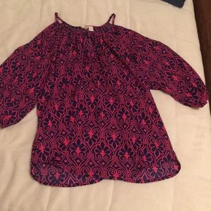 Blouse with shoulder cut outs